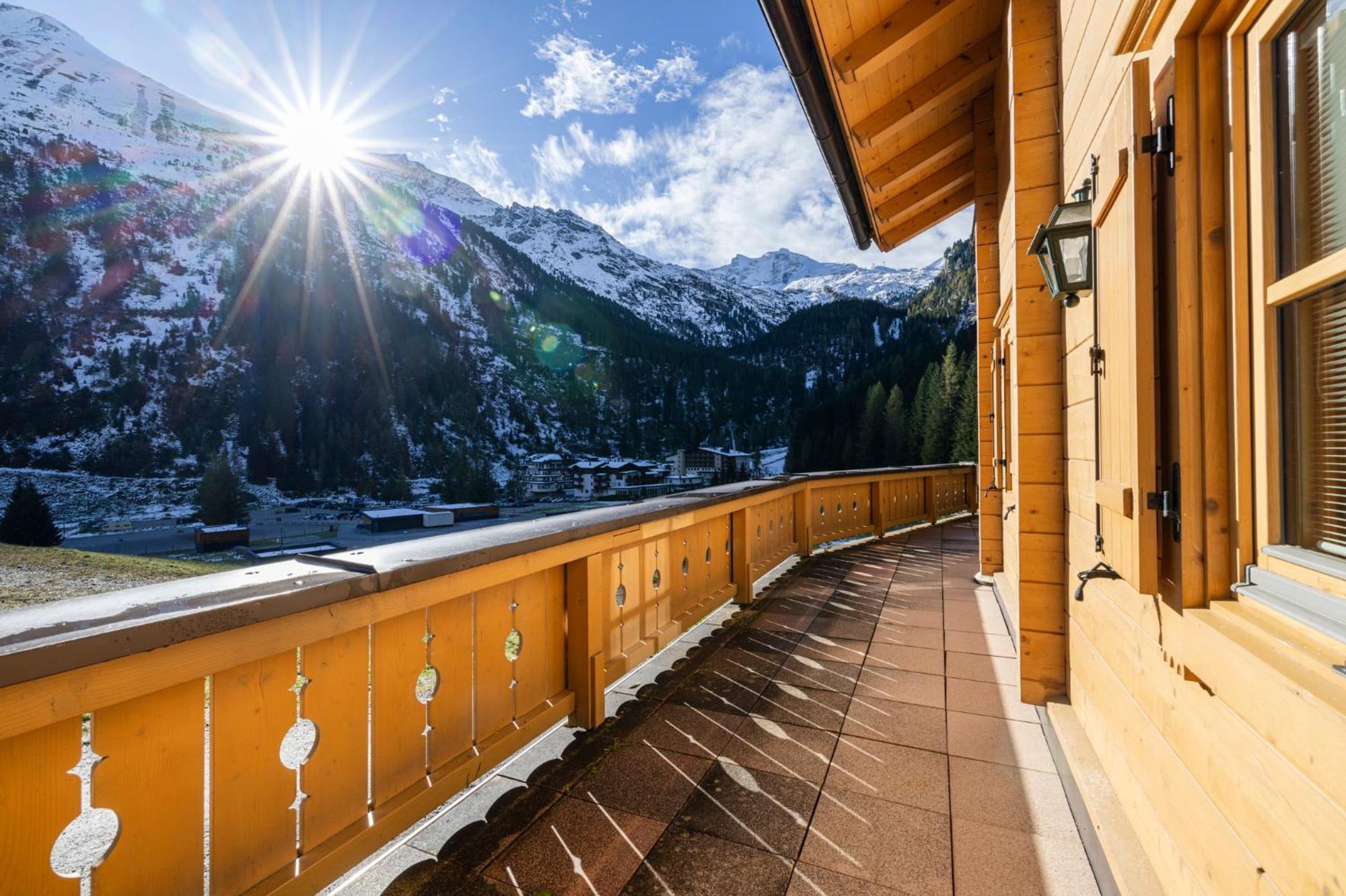 Family Lodge Maximilian Тукс Экстерьер фото