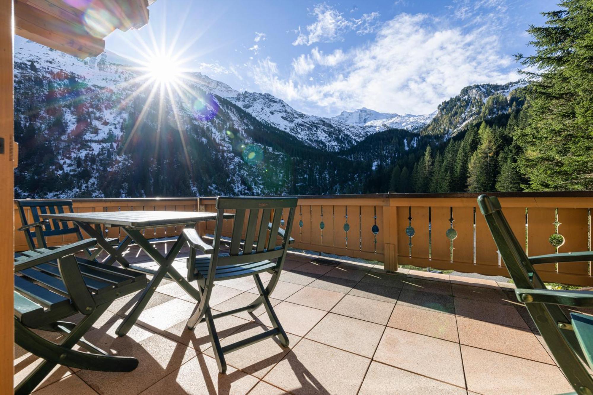 Family Lodge Maximilian Тукс Экстерьер фото