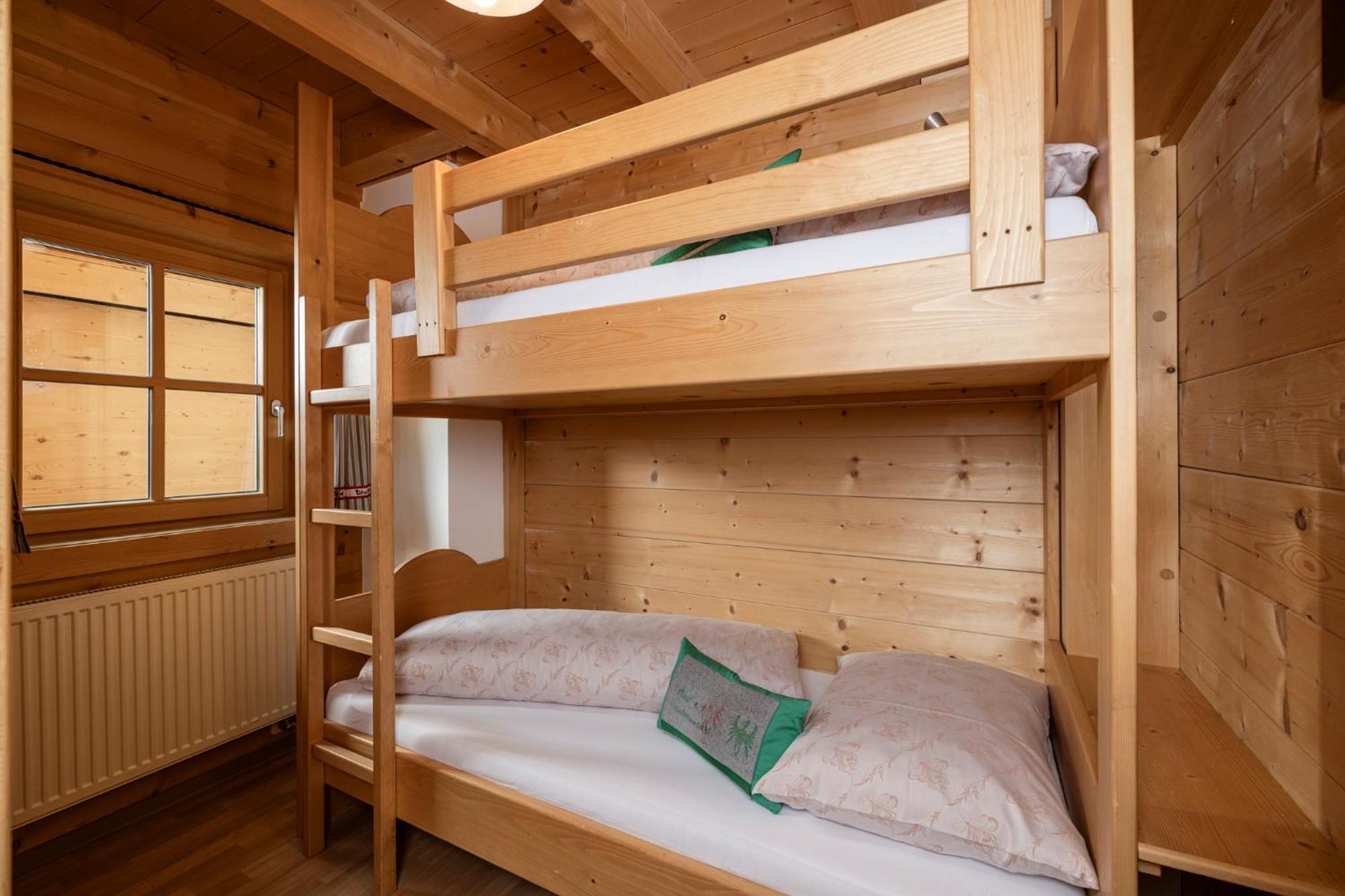 Family Lodge Maximilian Тукс Экстерьер фото