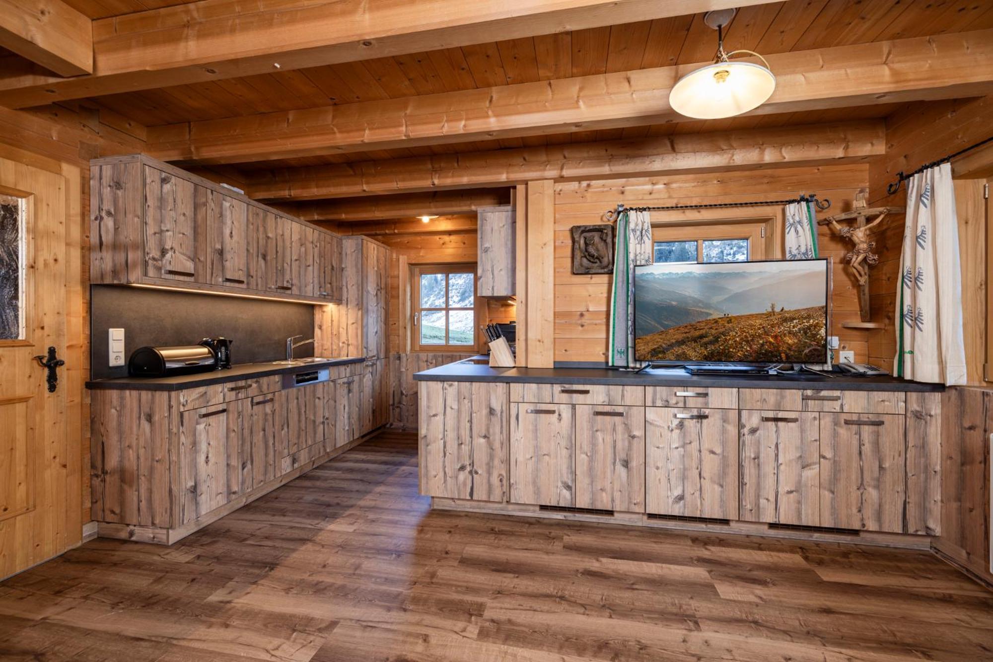 Family Lodge Maximilian Тукс Экстерьер фото